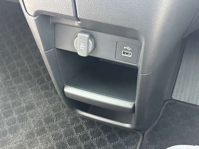 ホンダ ステップワゴン １．５ エアー R5年 (九州・沖縄) 99