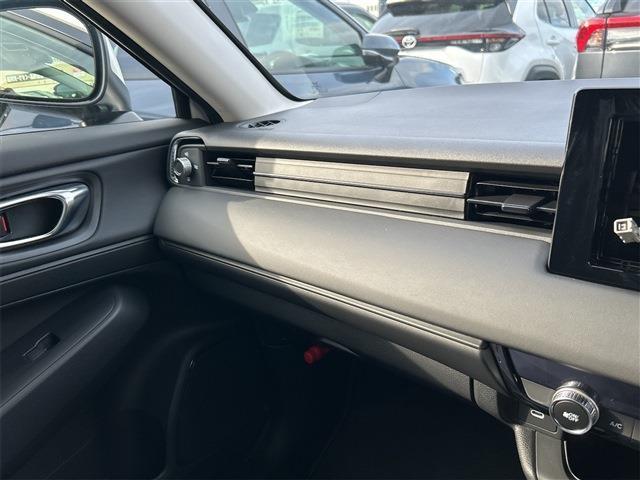 ホンダ ヴェゼル １．５ Ｅ：ＨＥＶ Ｘ R6年 (東海) 99