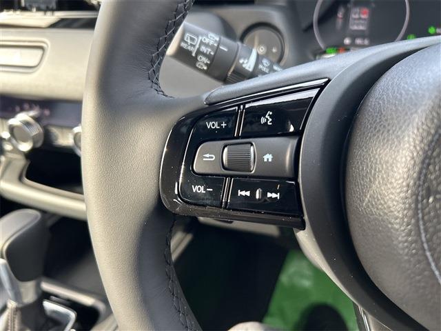 ホンダ ヴェゼル １．５ Ｅ：ＨＥＶ Ｘ R6年 (東海) 99