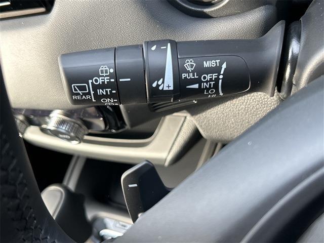 ホンダ ヴェゼル １．５ Ｅ：ＨＥＶ Ｘ R6年 (東海) 99