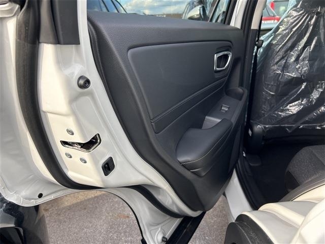 ホンダ ヴェゼル １．５ Ｅ：ＨＥＶ Ｘ R6年 (東海) 99