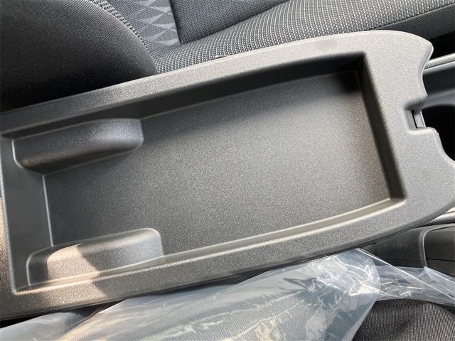 トヨタ ヤリスクロス　ハイブリッド １．５ ハイブリッド Ｇ R7年 (東海) 99