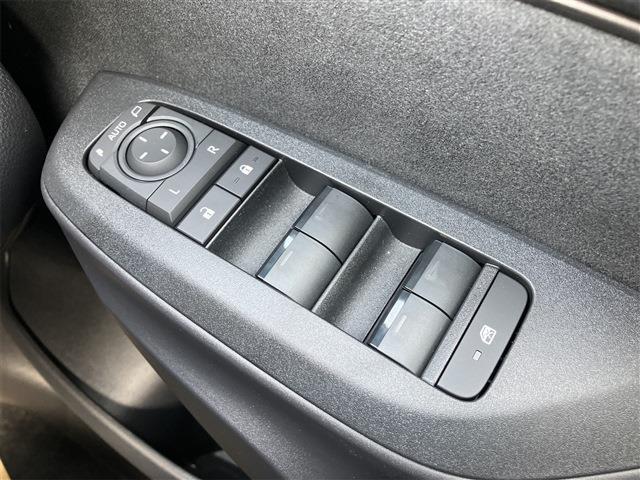 トヨタ ヤリスクロス　ハイブリッド １．５ ハイブリッド Ｇ R7年 (東海) 99