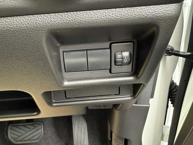 スズキ スペーシア ６６０ ハイブリッド Ｘ R6年 (中国) 99