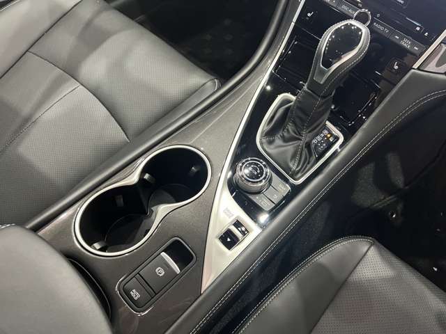 日産 スカイライン　ハイブリッド ３．５ ハイブリッド ＧＴ タイプＰ R3年 (関東) 99