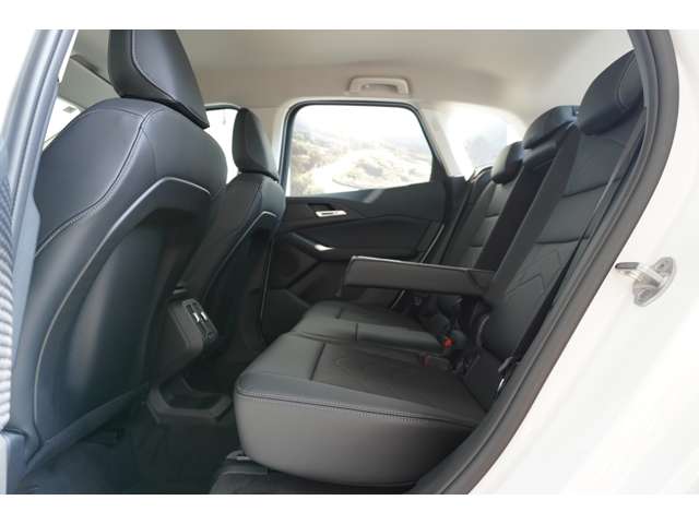 ＢＭＷ ２シリーズアクティブツアラー ２１８Ｉ エクスクルーシブ ＤＣＴ R7年 (近畿) 99