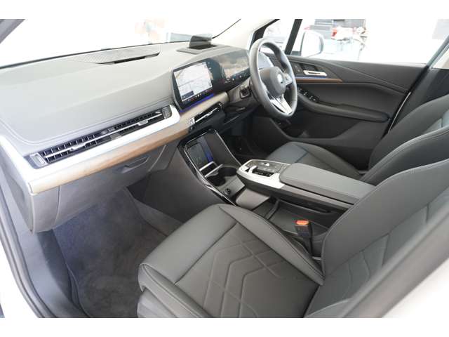 ＢＭＷ ２シリーズアクティブツアラー ２１８Ｉ エクスクルーシブ ＤＣＴ R7年 (近畿) 99