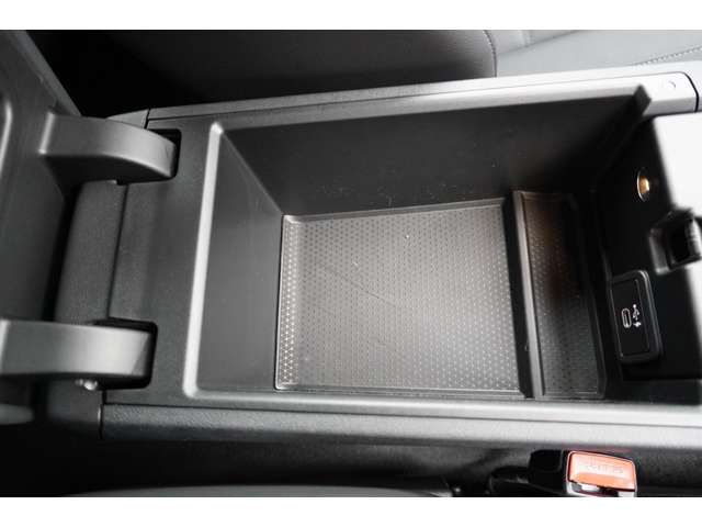 ＢＭＷ ４シリーズ ４２０Ｉ Ｍスポーツ R4年 (近畿) 99