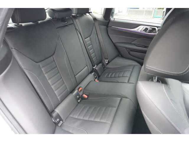 ＢＭＷ ４シリーズ ４２０Ｉ Ｍスポーツ R4年 (近畿) 99