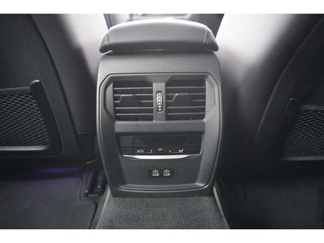 ＢＭＷ ４シリーズ ４２０Ｉ Ｍスポーツ R4年 (近畿) 99