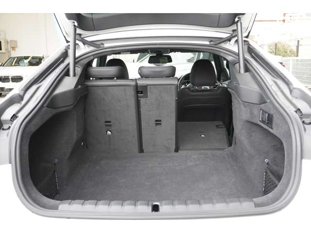 ＢＭＷ ４シリーズ ４２０Ｉ Ｍスポーツ R4年 (近畿) 99