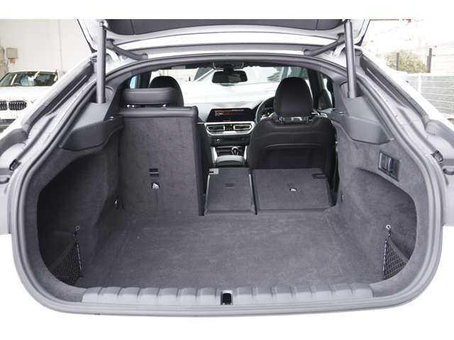 ＢＭＷ ４シリーズ ４２０Ｉ Ｍスポーツ R4年 (近畿) 99