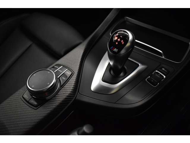 ＢＭＷ Ｍ２クーペ Ｍ ＤＣＴ ドライブロジック H29年 (関東) 99