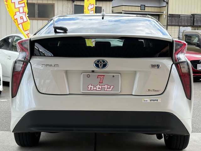 トヨタ プリウス １．８ Ｓ Ｅ－ＦＯＵＲ ４ＷＤ H28年 (東北) 99