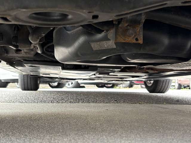 トヨタ プリウス １．８ Ｓ Ｅ－ＦＯＵＲ ４ＷＤ H28年 (東北) 99