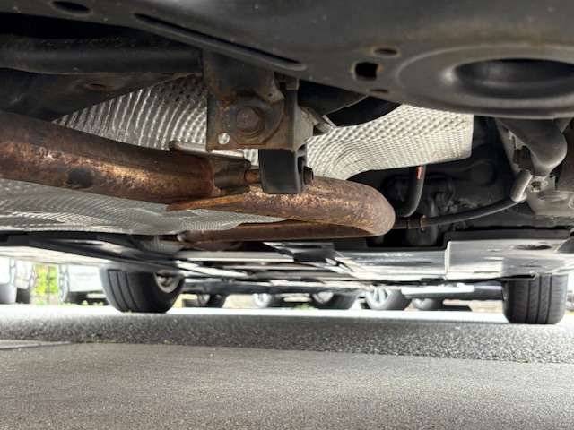 トヨタ プリウス １．８ Ｓ Ｅ－ＦＯＵＲ ４ＷＤ H28年 (東北) 99