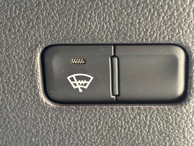 トヨタ プリウス １．８ Ｓ Ｅ－ＦＯＵＲ ４ＷＤ H28年 (東北) 99