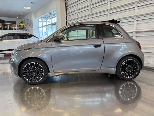 フィアット ５００ｅ ベースモデル R4年 (関東) 99