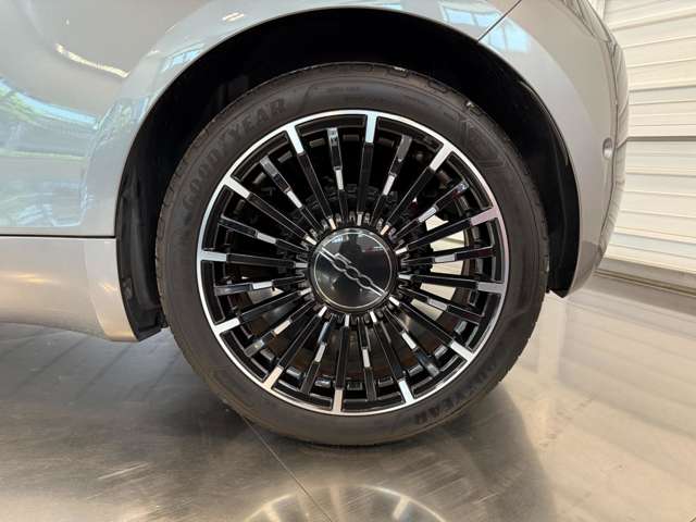 フィアット ５００ｅ ベースモデル R4年 (関東) 99