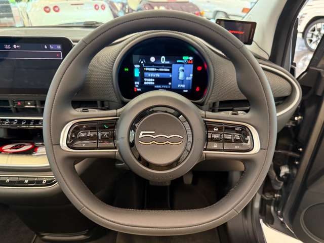 フィアット ５００ｅ ベースモデル R4年 (関東) 99