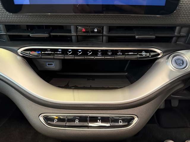 フィアット ５００ｅ ベースモデル R4年 (関東) 99