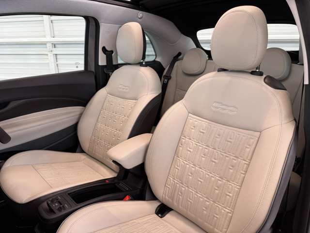 フィアット ５００ｅ ベースモデル R4年 (関東) 99