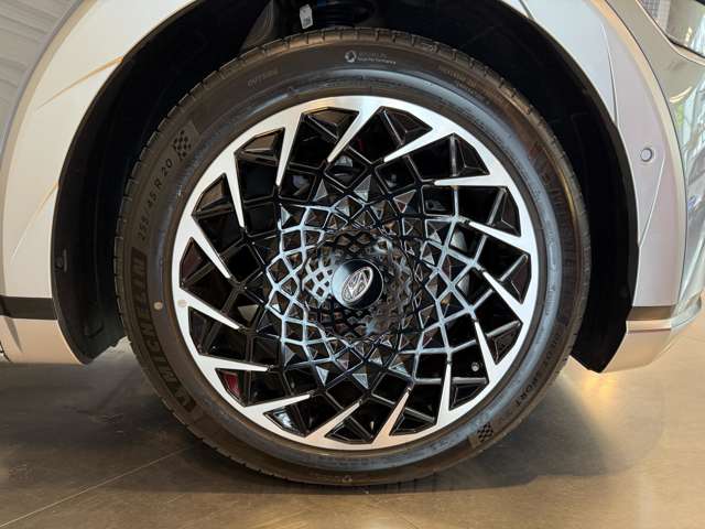 ヒョンデ アイオニック　５ ラウンジ ＡＷＤ ４ＷＤ R5年 (関東) 99