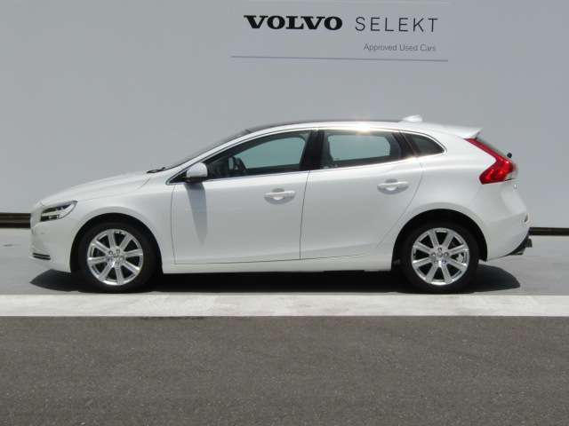 ボルボ Ｖ４０ Ｔ３　クラシックエディション R2年 (四国) 99