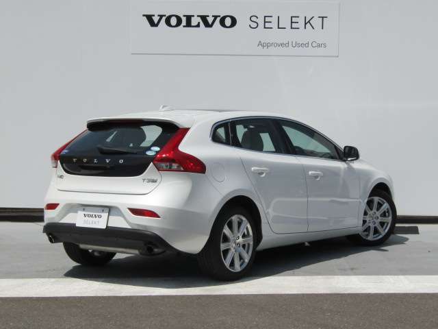 ボルボ Ｖ４０ Ｔ３　クラシックエディション R2年 (四国) 99