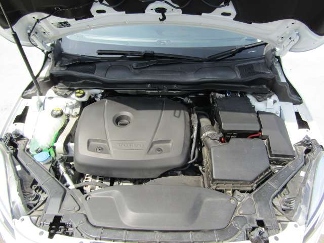 ボルボ Ｖ４０ Ｔ３　クラシックエディション R2年 (四国) 99