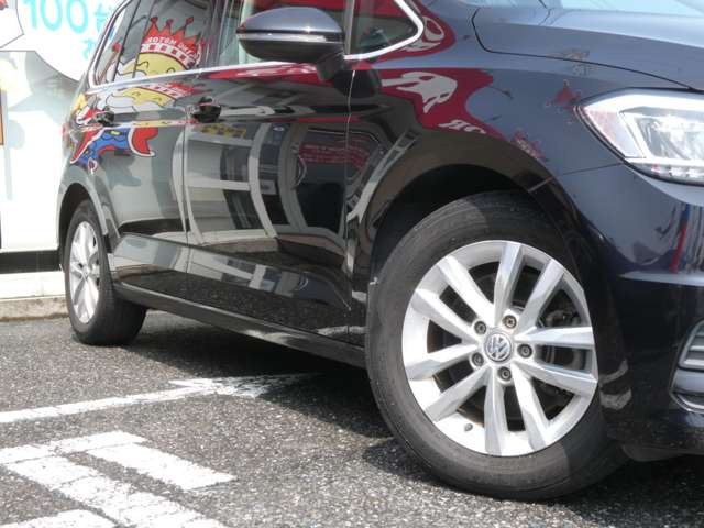 フォルクスワーゲン ゴルフトゥーラン ＴＳＩ　コンフォートライン H30年 (関東) 99