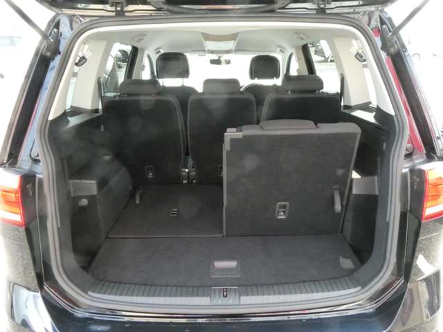 フォルクスワーゲン ゴルフトゥーラン ＴＳＩ　コンフォートライン H30年 (関東) 99