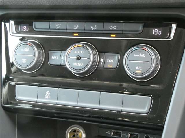 フォルクスワーゲン ゴルフトゥーラン ＴＳＩ　コンフォートライン H30年 (関東) 99