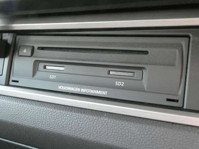 フォルクスワーゲン ゴルフトゥーラン ＴＳＩ　コンフォートライン H30年 (関東) 99