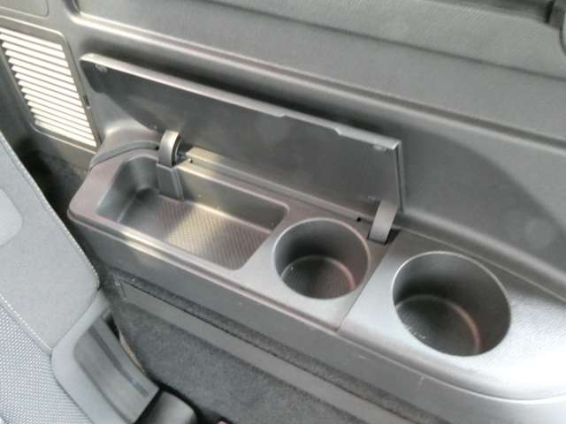 フォルクスワーゲン ゴルフトゥーラン ＴＳＩ　コンフォートライン H30年 (関東) 99