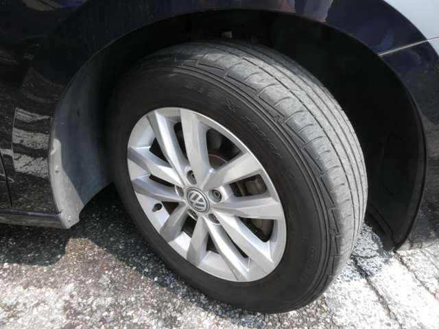 フォルクスワーゲン ゴルフトゥーラン ＴＳＩ　コンフォートライン H30年 (関東) 99