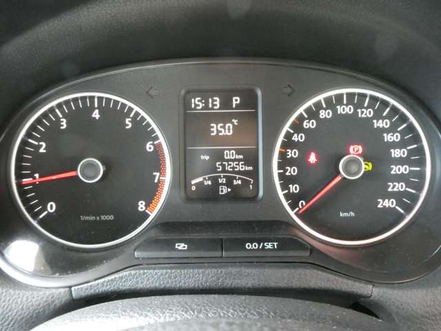 フォルクスワーゲン ポロ ＴＳＩ　ハイライン H24年 (関東) 99