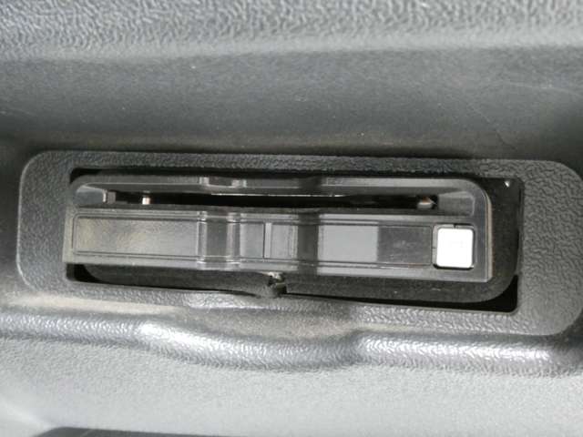 トヨタ ハイエースコミューター ２．７ ＧＬ R2年 (関東) 99
