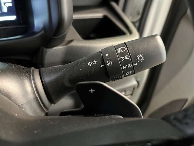 スズキ スペーシア　ギア ６６０ カスタム ハイブリッド ＸＳターボ ４ＷＤ R6年 (北海道) 99