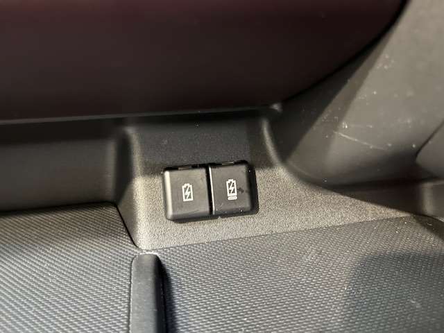 スズキ スペーシア　ギア ６６０ カスタム ハイブリッド ＸＳターボ ４ＷＤ R6年 (北海道) 99