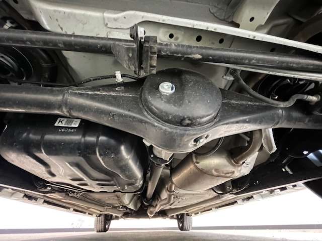 スズキ スペーシア　ギア ６６０ カスタム ハイブリッド ＸＳターボ ４ＷＤ R6年 (北海道) 99