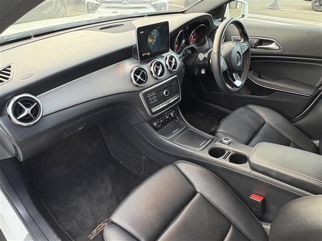 メルセデスベンツ ＧＬＡクラス ＧＬＡ２２０ ４マチック ４ＷＤ H29年 (東北) 99