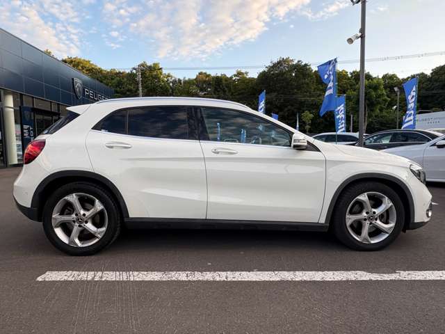 メルセデスベンツ ＧＬＡクラス ＧＬＡ２２０ ４マチック ４ＷＤ H29年 (東北) 99