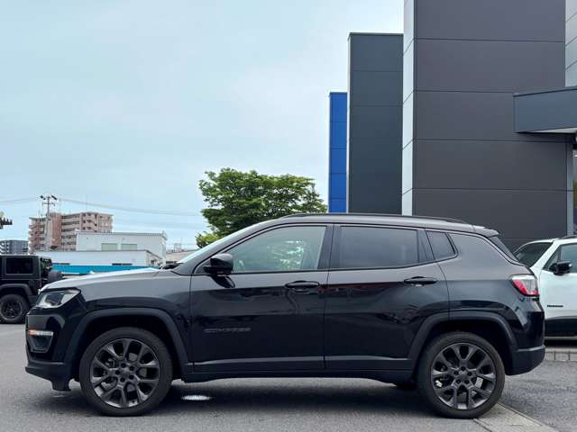 ジープ コンパス Ｓモデル ４ＷＤ R3年 (東北) 99