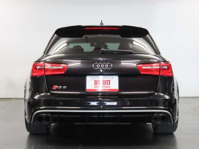 アウディ ＲＳ６　アバント ４．０ ４ＷＤ H26年 (関東) 99