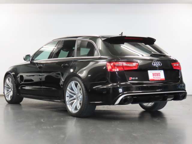 アウディ ＲＳ６　アバント ４．０ ４ＷＤ H26年 (関東) 99