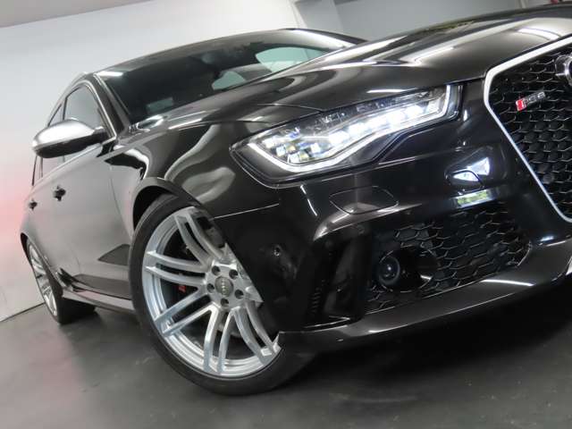 アウディ ＲＳ６　アバント ４．０ ４ＷＤ H26年 (関東) 99
