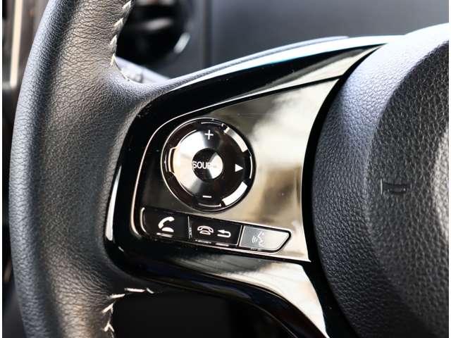 ホンダ Ｎ　ＢＯＸ カスタム ６６０ Ｌ ターボ スタイルプラス ブラック ４ＷＤ R5年 (関東) 99