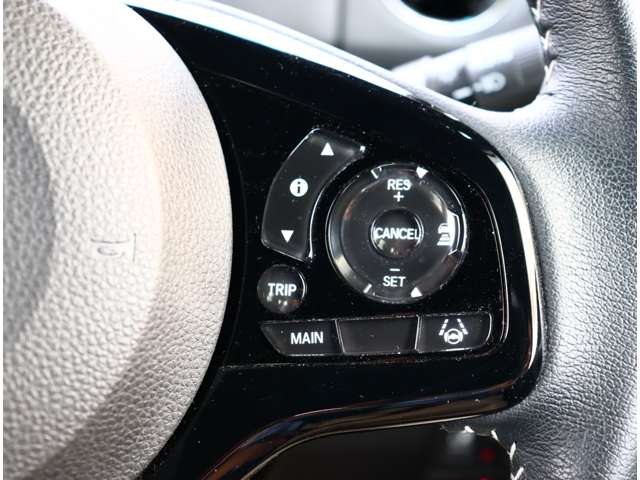 ホンダ Ｎ　ＢＯＸ カスタム ６６０ Ｌ ターボ スタイルプラス ブラック ４ＷＤ R5年 (関東) 99