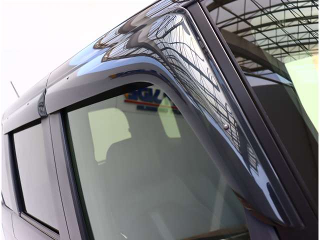 ホンダ Ｎ　ＢＯＸ カスタム ６６０ Ｌ ターボ スタイルプラス ブラック ４ＷＤ R5年 (関東) 99